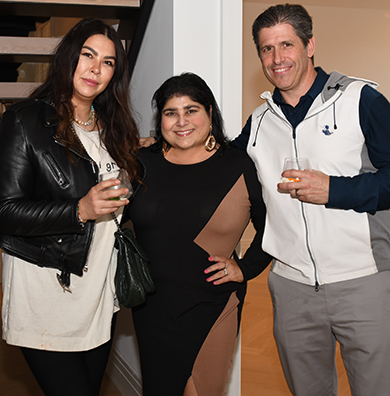 10. Michelle Miller and Gary Jonas chatted with Jennifer Lynn Robinson (center) during the Brokers Open