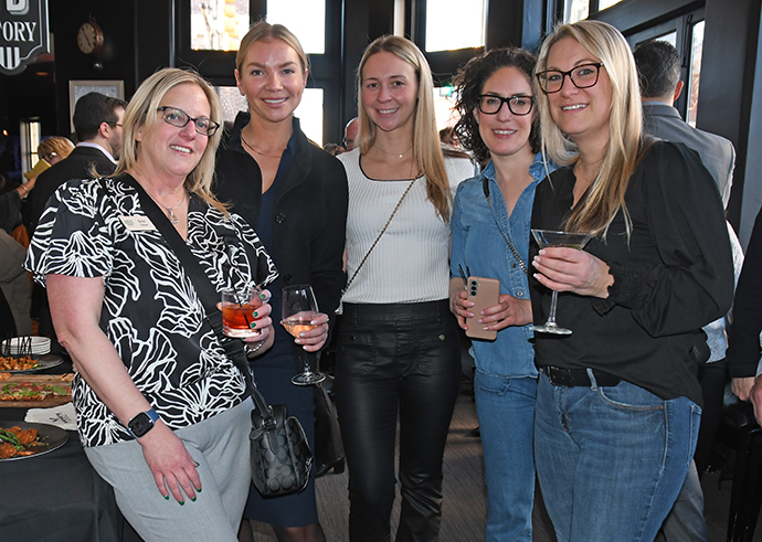 Erin Chen, Lana Weibel, Madison Lojeski , Channa Cohen and Jan Winderlich